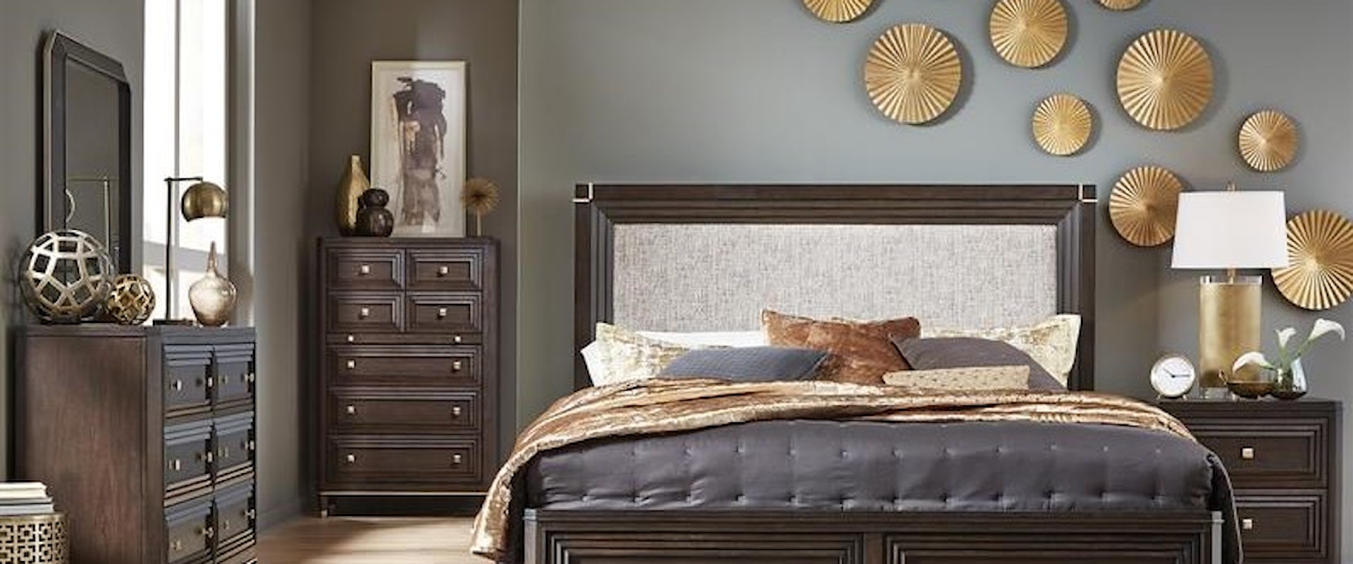 Transitional Queen Upholstered Bedroom Group